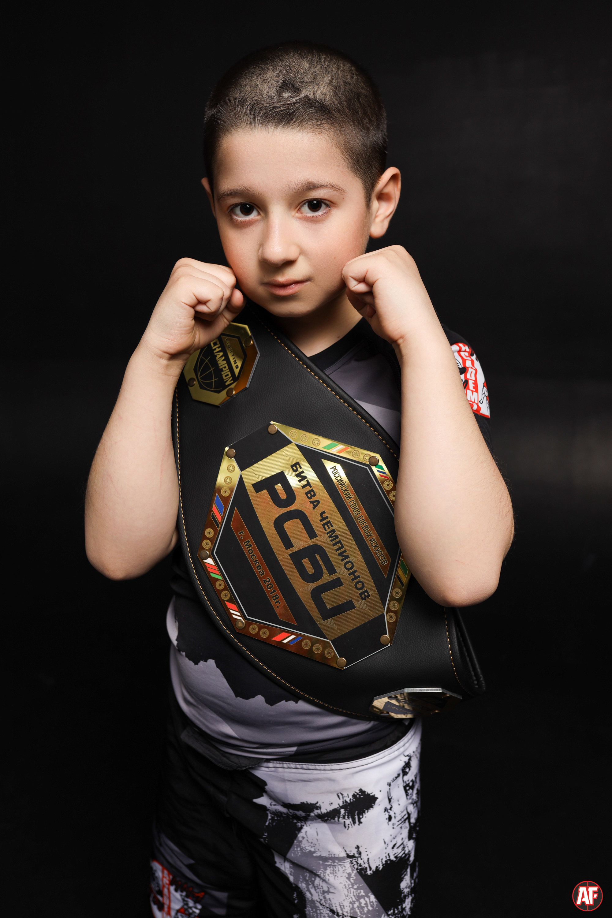 Fighting Academy | Академия файтинга | Клуб братьев Лапшиных. ММА, MMA, Джиу-Джитсу, jujutsu, КИКБОКСИНГ, ЖЕНСКАЯ САМООБОРОНА в Ростове-на-Дону на Западном для взрослых и детей. Групповые, сплит и индивидуальные тренировки.